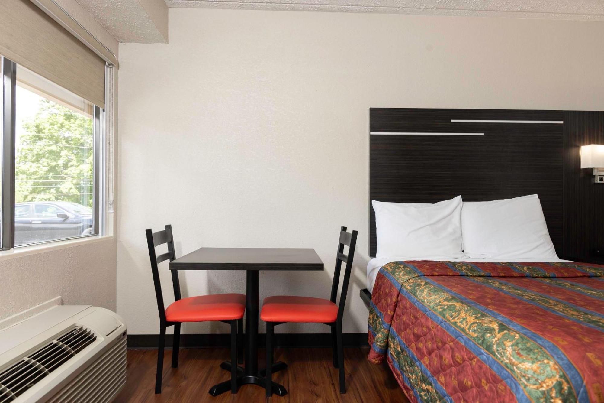 Paragon Inn Hillsboro Exteriör bild